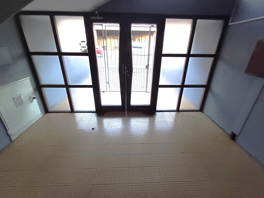 2 Bedroom Property for Sale in Uitenhage Central Eastern Cape